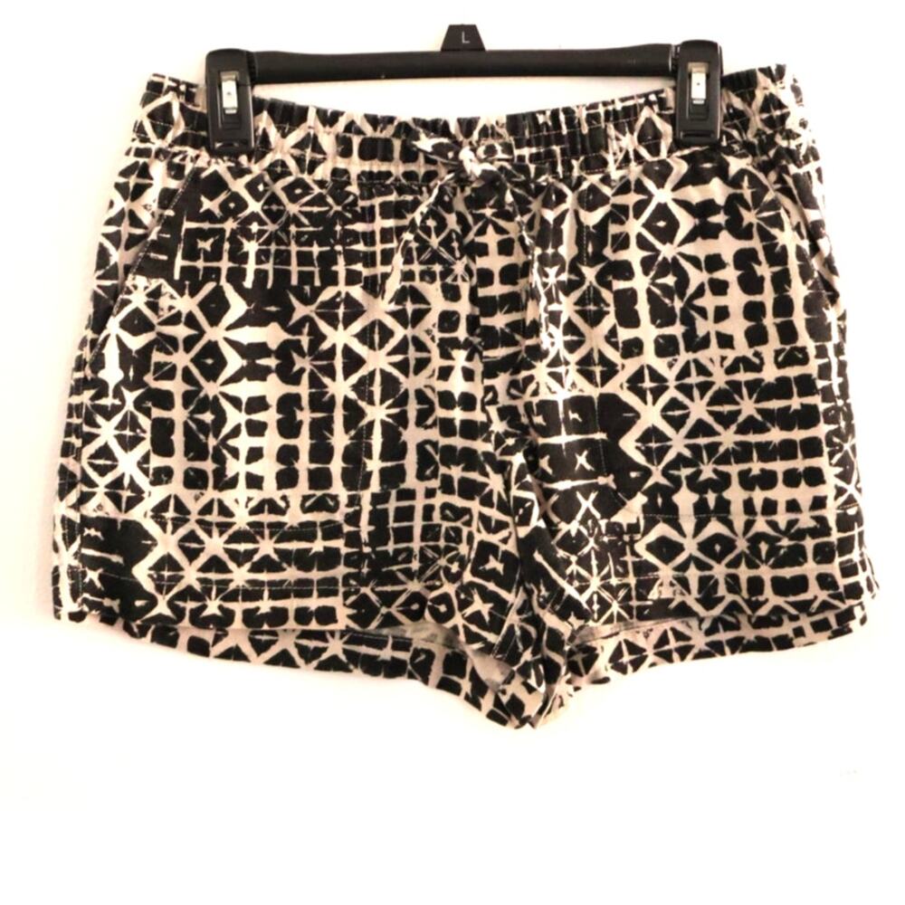 Garnet Hill Linen Pull-On Batik Print Shorts Black Cream 8